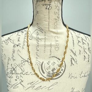 Elegant Gold Rope Chain Necklace